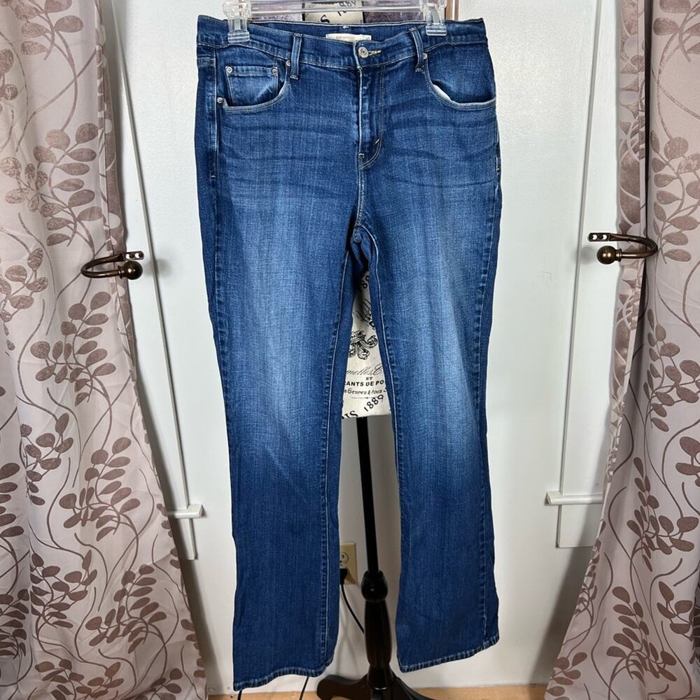 Levi’s 515 bootcut mid rise blue jeans